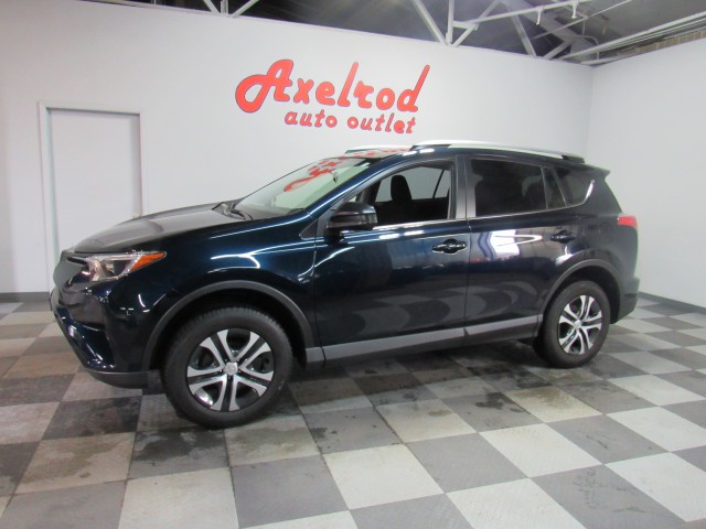 2018 Toyota RAV4 LE FWD in Cleveland